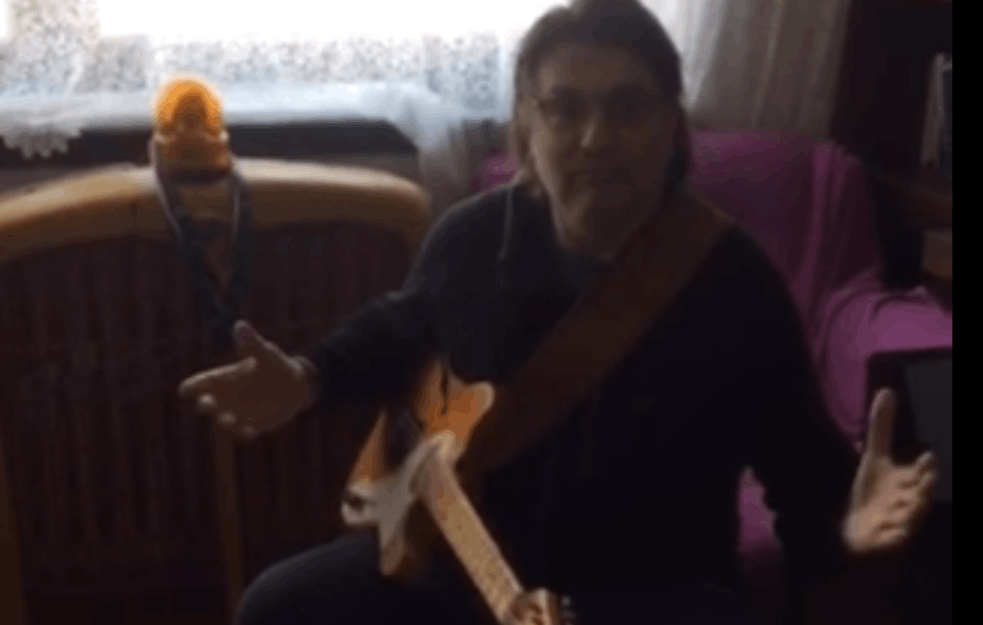 <span style='color:red;'><b>RAMBO AMADEUS</b></span> DOŠAO KUĆI S INFEKTIVNE KLINIKE: Opasan virus, još nisam onaj stari (VIDEO)